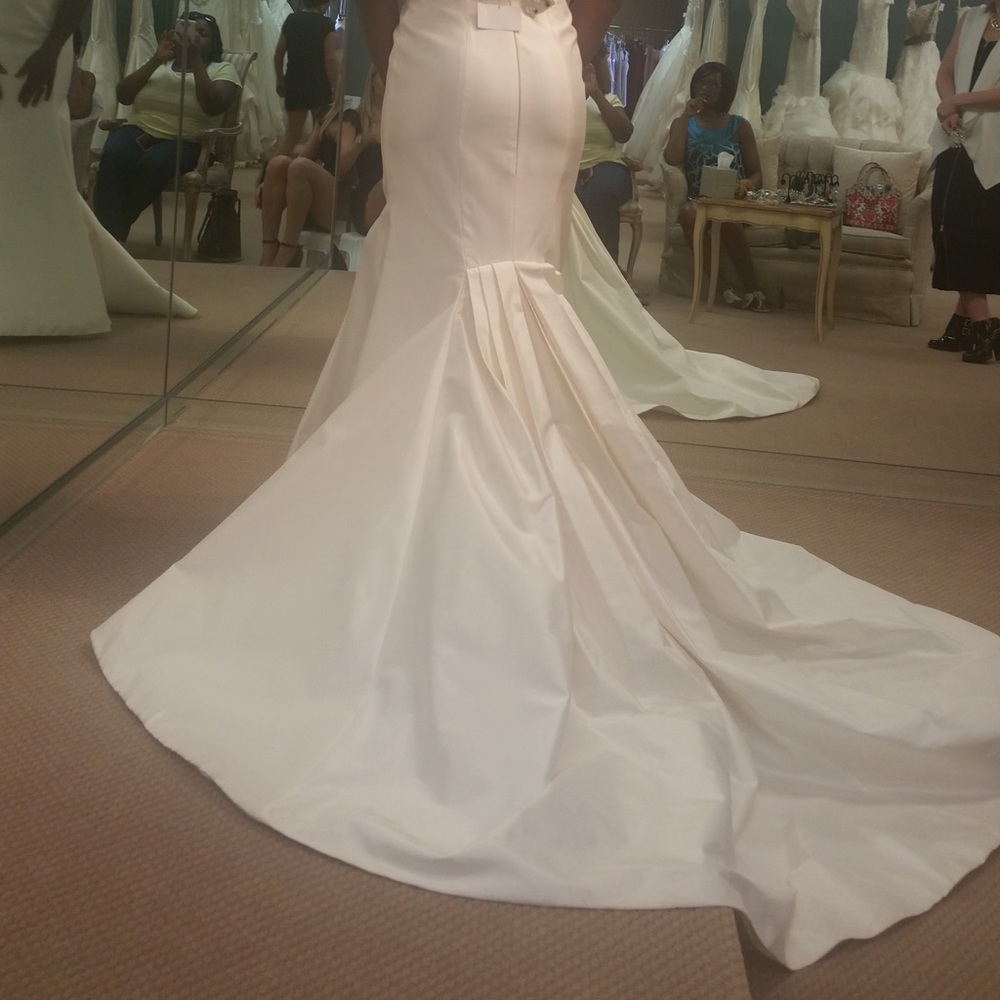 Romona Keveza one shoulder flare gown - Picture 4 of 8